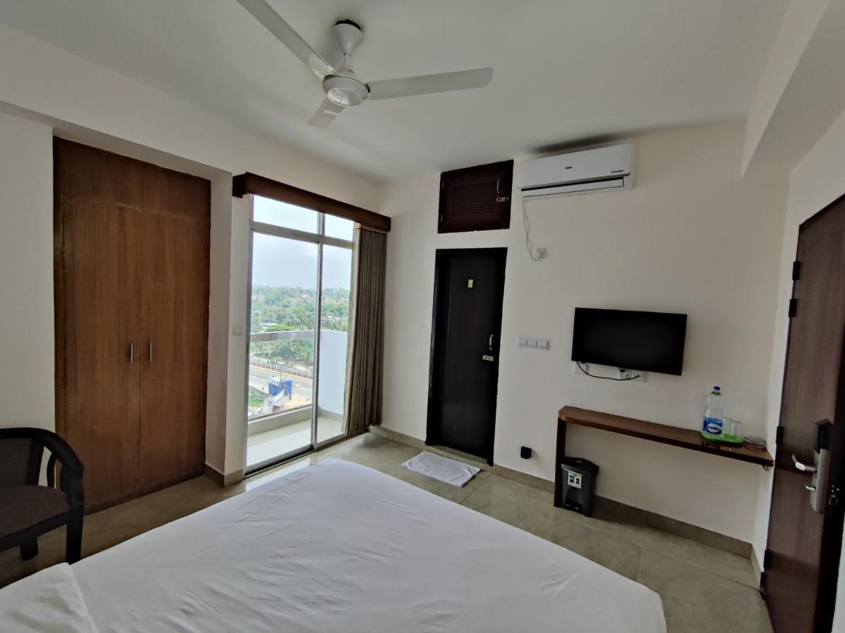 Hotel Sea Moon Кокс-Базар Экстерьер фото